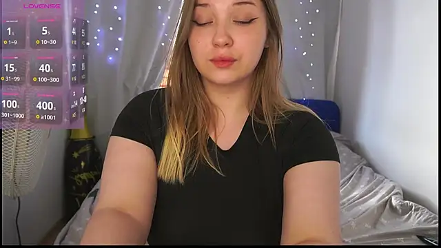 CuteSharloti live XXX chat