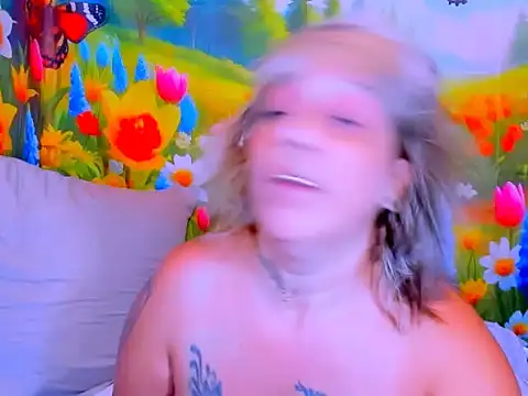 indianroxy লাইভ XXX চ্যাট