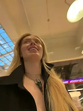 Czat XXX na żywo – SunnyShiney