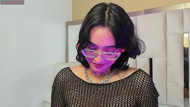Spider_WebbedX Adlı Modelin Canlı XXX Sohbeti