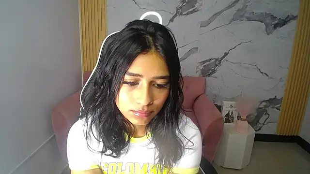 Czat XXX na żywo – HotStreawberry_ch
