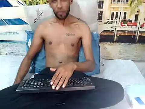 دردشة IndianMagicMike الجنسية المباشرة