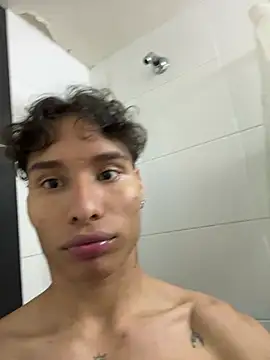 Chat +18 de NelModel1 ao vivo