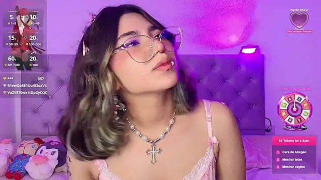 Alejaa_storm élő XXX-chatje