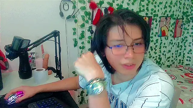Andy_gray Chat XXX in diretta