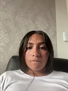 Alyha_cortes_ Adlı Modelin Canlı XXX Sohbeti
