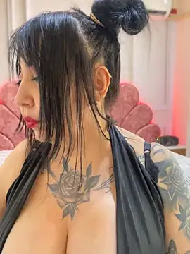 eva_sexx69 Adlı Modelin Canlı XXX Sohbeti