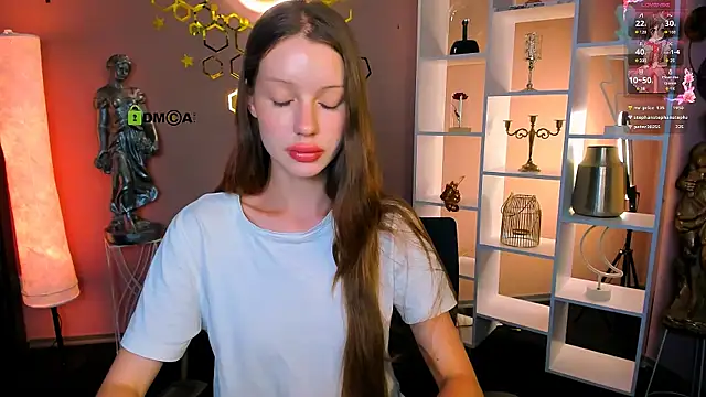khloebeauty Adlı Modelin Canlı XXX Sohbeti