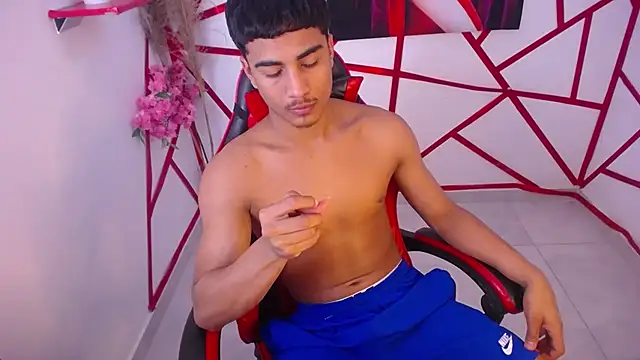 oliver-parker Chat XXX live
