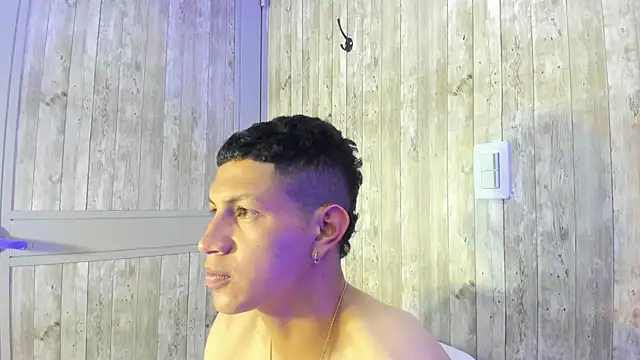 Tony_Zackk Live XXX Chat