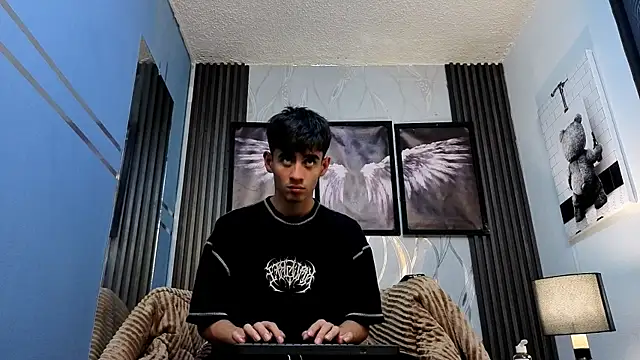Živý XXX chat demian_hot99