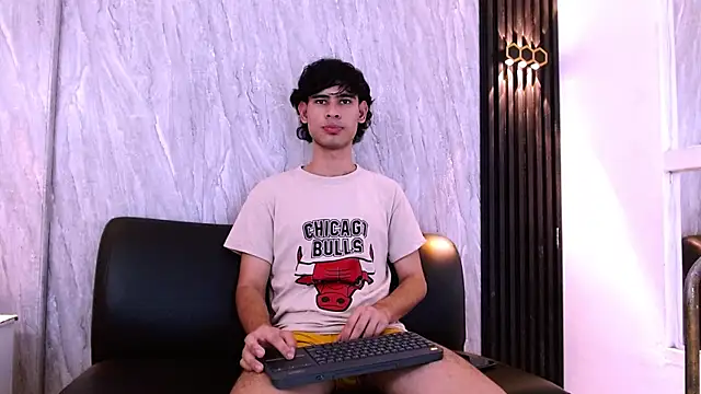 Živý XXX chat Kevin_Brooks1
