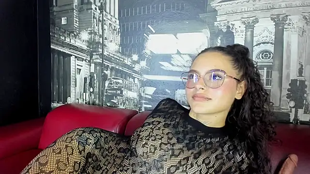 Caroline420_ – Naživo XXX chat