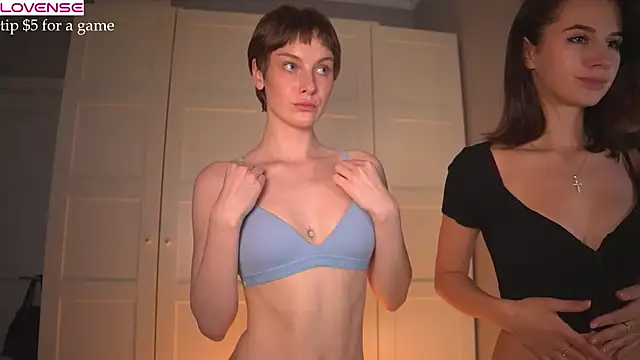 -JuicyMolly- Live XXX-Chat