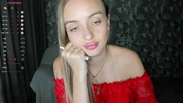 A_delina live XXX chat