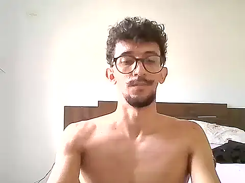 Chat XXX en directo de kngmah