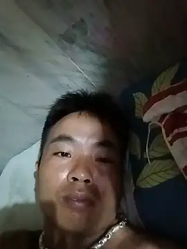 boy-pho- Pertunjukan Webcam