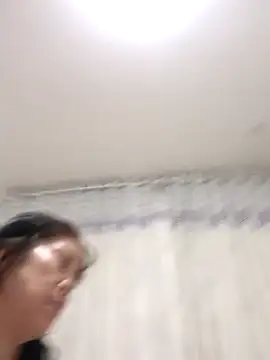 xushour Adlı Modelin Canlı XXX Sohbeti