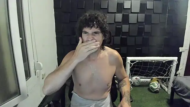 Chatroom XXX en direct de joaquin420_hot