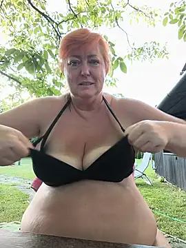 MissSilken's Live XXX Chat