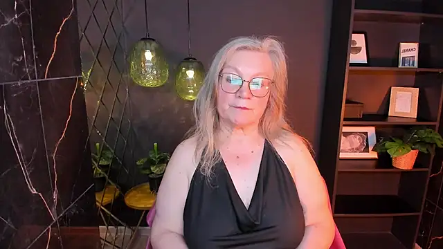 NataliMellow's Live XXX Chat