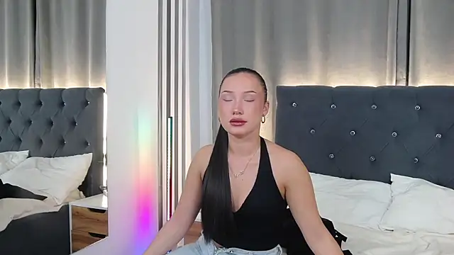 VikkyVonn: онлайн-секс-чат