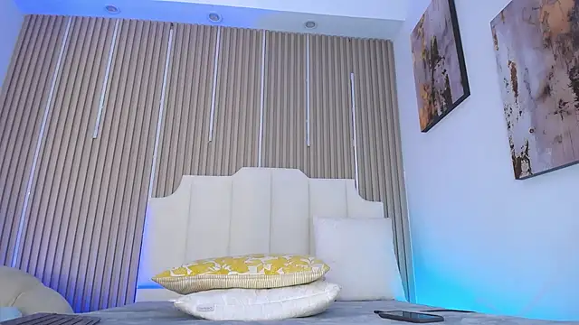 AdrianStark_ – Naživo XXX chat