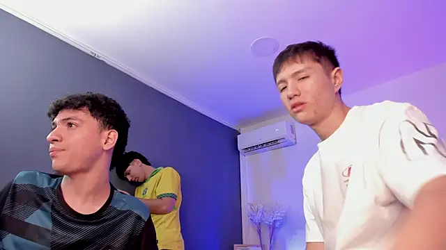 Handsomeboyss19 Chat XXX live