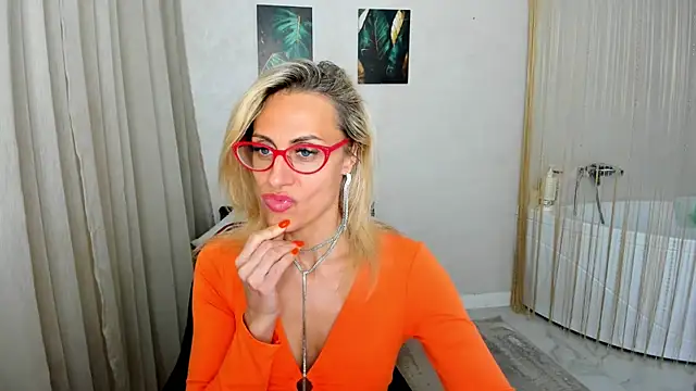 MuseOfStage Live XXX Chat