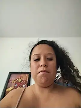 Czat XXX na żywo – You-sexy-starr
