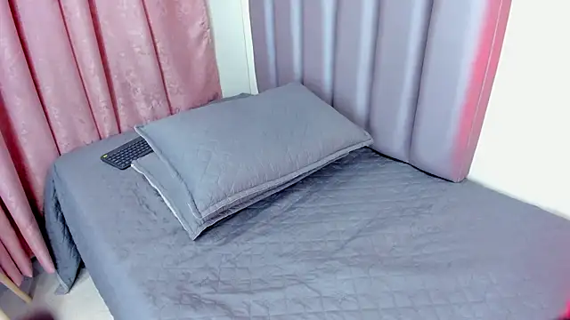 Chat XXX ao vivo de Aura-bakerr