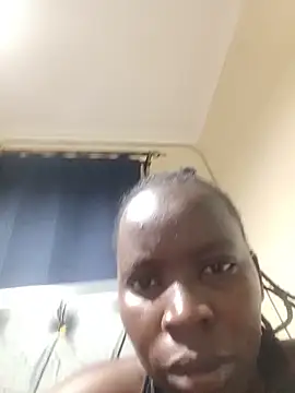 XXX chat uživo modela ebony_emmah