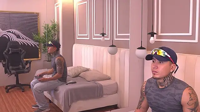 JhonyWestt Chat XXX in diretta