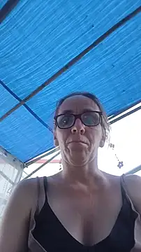 Dettybitch40's Live XXX Chat