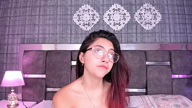 AshleeyRoberts' Live XXX Chat