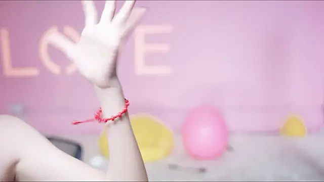 yyydgdaのライブXXXチャット