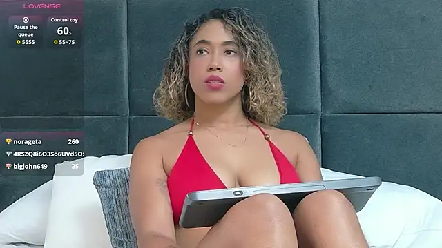 Lana-Gross live XXX chat