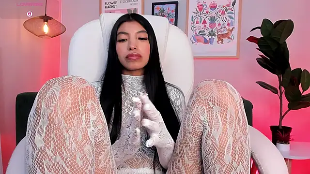 Tiffany_Low Chat XXX in diretta