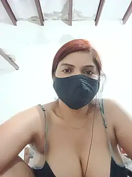 illay_love Adlı Modelin Canlı XXX Sohbeti