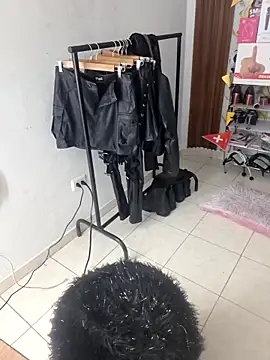 XXX chat uživo modela valen_ros