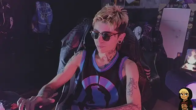 AcidMilo 라이브 XXX 채팅