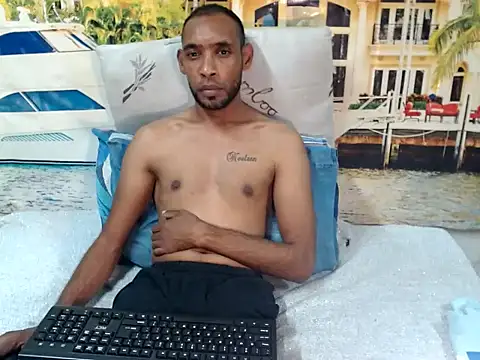 Chat XXX en directo de IndianMagicMike