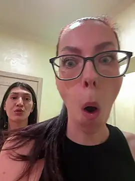 RussianGirls_ Chat XXX live
