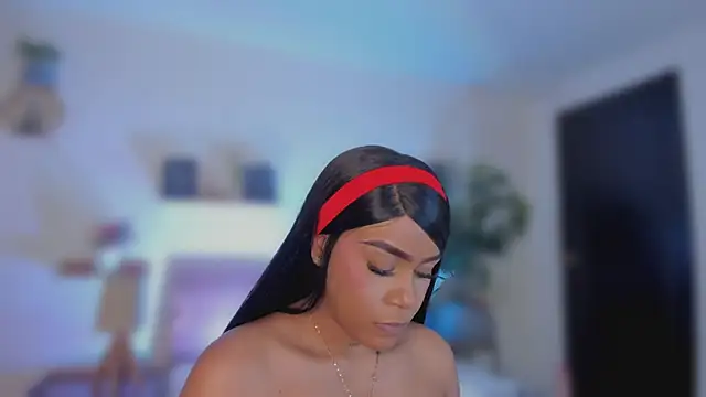 YariRose Adlı Modelin Canlı XXX Sohbeti