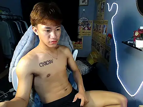 naughtyboyloy_0's Live XXX Chat