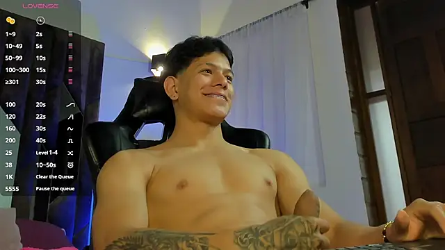TonyPetrovjs Live XXX-Chat