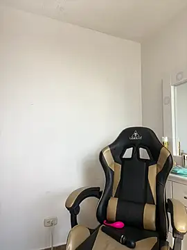 Živý XXX chat Nikol_Rang__