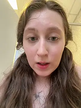 FroggyAnna Adlı Modelin Canlı XXX Sohbeti