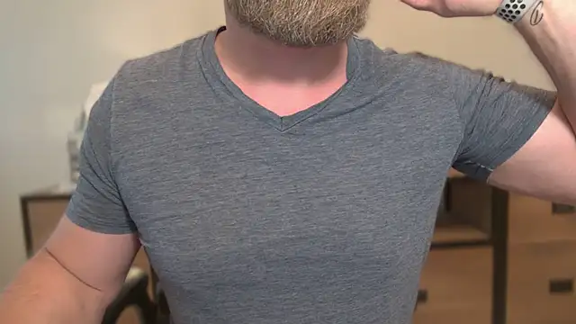 צ'אט XXX בשידור חי של Mister_Dilf