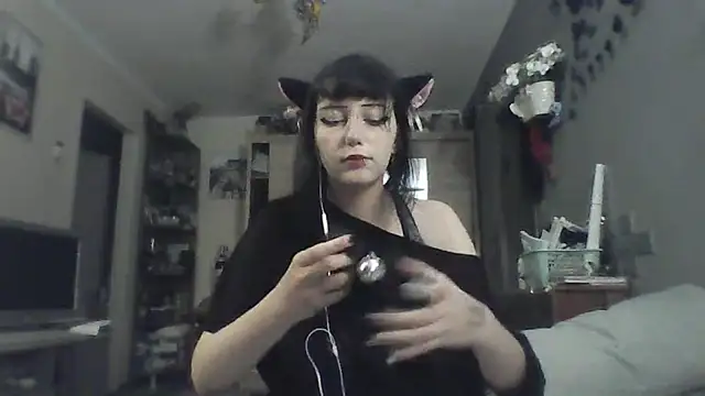 ChargedReign's Live XXX Chat